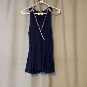 Universal thread tank